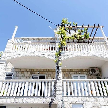 Lovely Apartment Ragusa Esterno foto