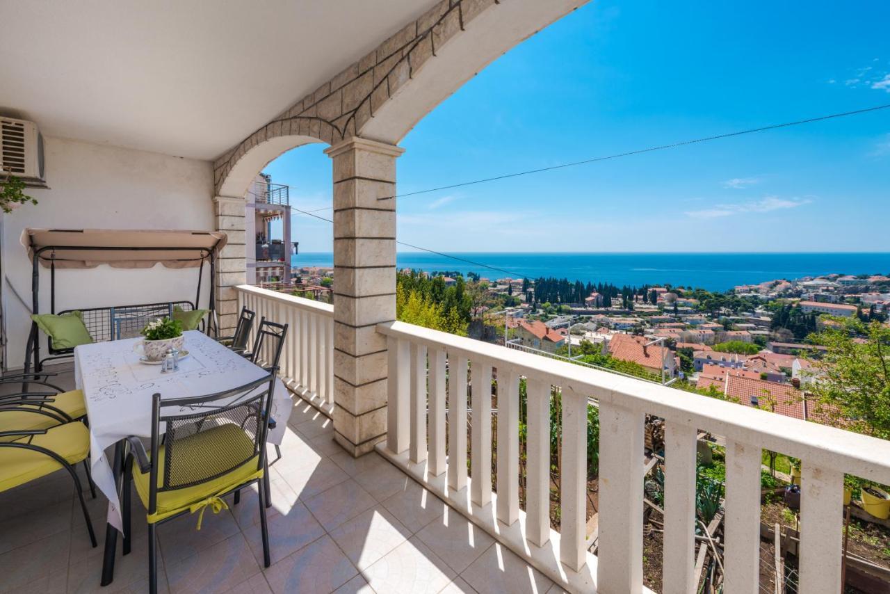 Lovely Apartment Ragusa Esterno foto