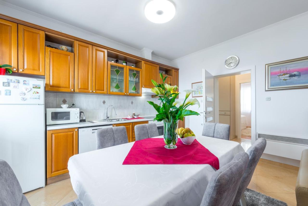 Lovely Apartment Ragusa Esterno foto