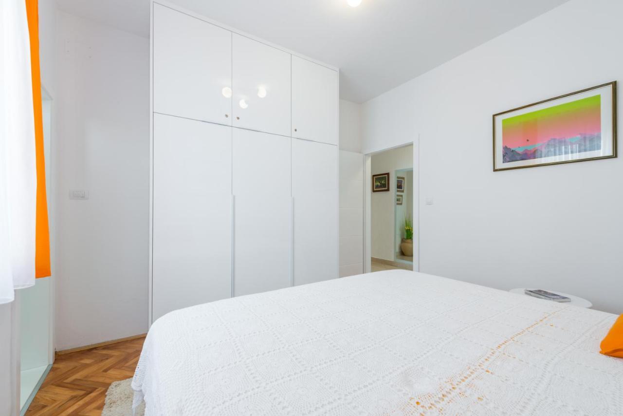 Lovely Apartment Ragusa Esterno foto