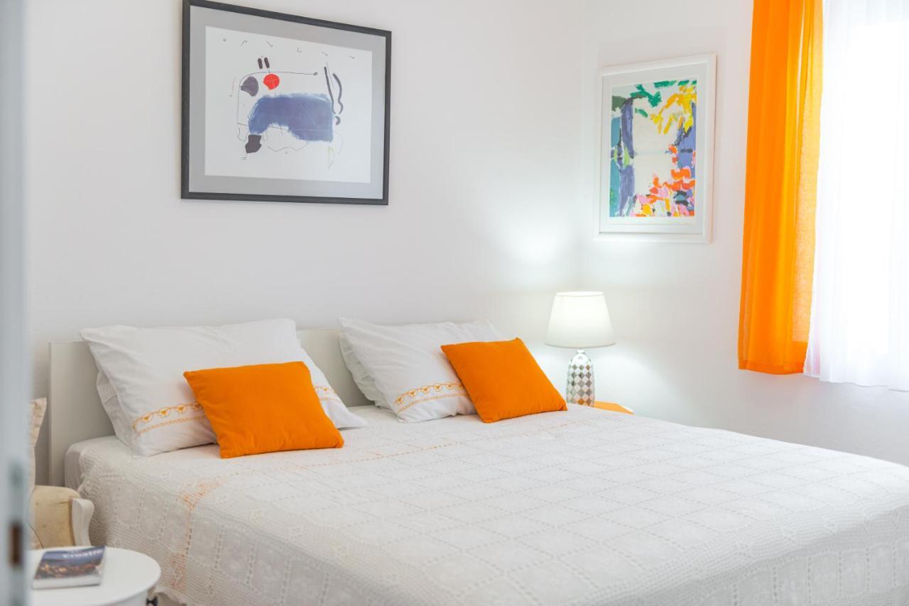 Lovely Apartment Ragusa Esterno foto