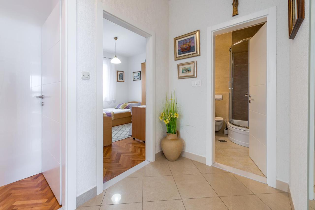 Lovely Apartment Ragusa Esterno foto