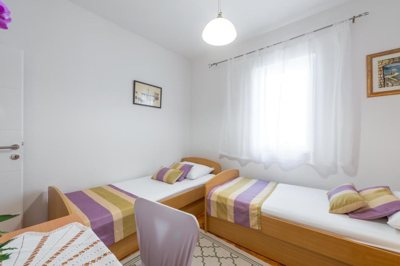 Lovely Apartment Ragusa Esterno foto