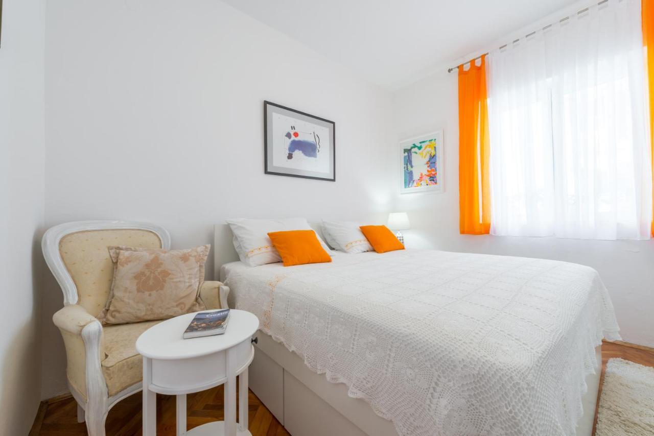 Lovely Apartment Ragusa Esterno foto