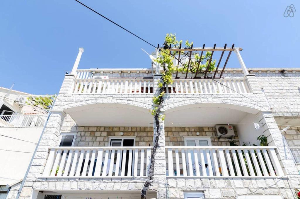 Lovely Apartment Ragusa Esterno foto